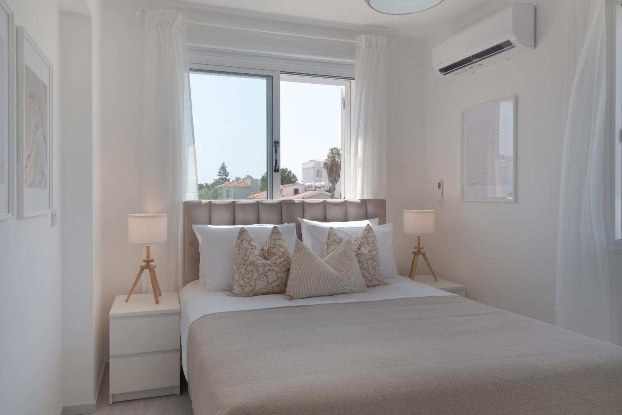 Apartament Phaedrus Living Terra Cotta Flat